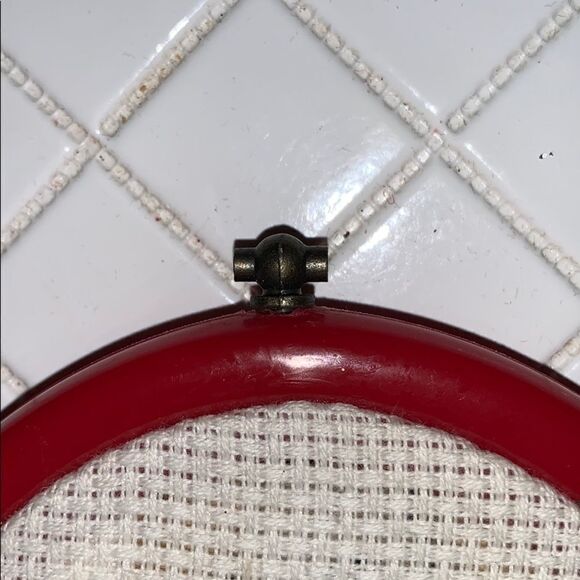 Santa cross stitch picture in red frame - Picture 5 of 5